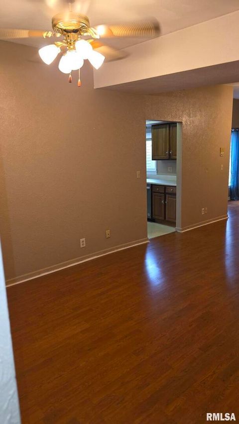 Tiny photo for 6831 N FROSTWOOD Parkway #82, Peoria, IL 61615 (MLS # 12632518)