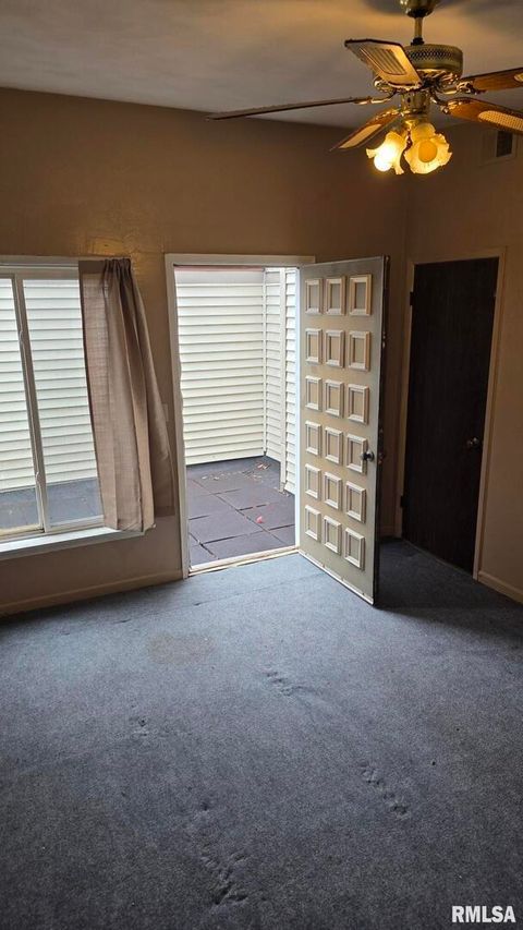 Tiny photo for 6831 N FROSTWOOD Parkway #82, Peoria, IL 61615 (MLS # 12632518)