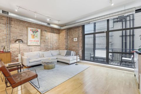 Tiny photo for 23 N Green Street #202, Chicago, IL 60607 (MLS # 12486517)