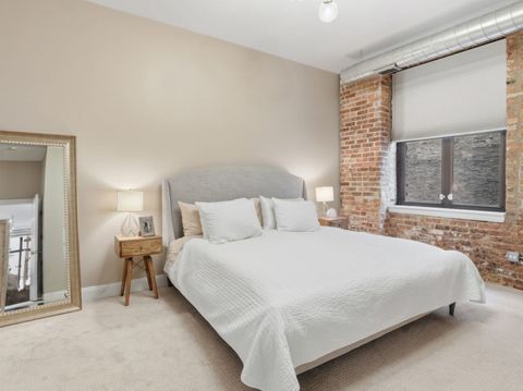 Tiny photo for 23 N Green Street #202, Chicago, IL 60607 (MLS # 12486517)