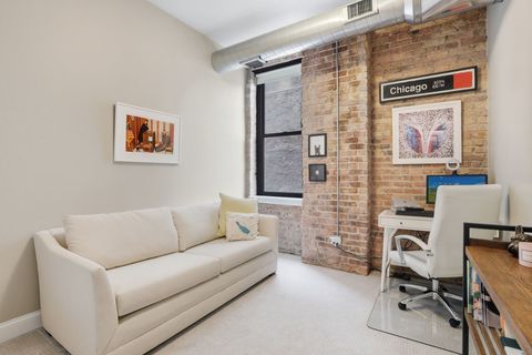 Tiny photo for 23 N Green Street #202, Chicago, IL 60607 (MLS # 12486517)