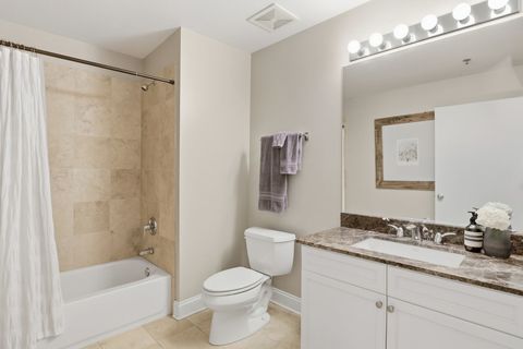 Tiny photo for 23 N Green Street #202, Chicago, IL 60607 (MLS # 12486517)