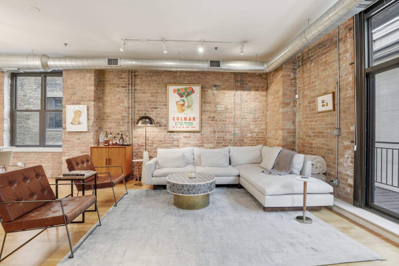 23 N Green Street 202