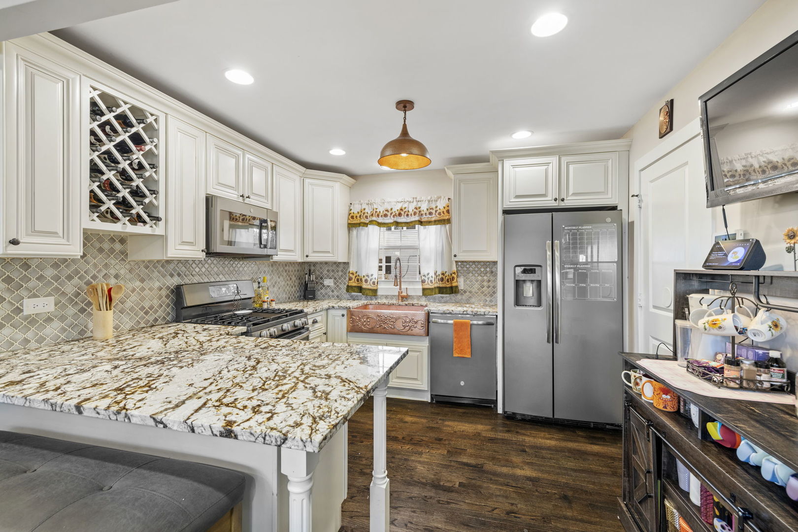 8602 S Oak Park Avenue