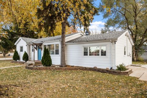 Tiny photo for 8602 S Oak Park Avenue, Burbank, IL 60459 (MLS # 12514926)