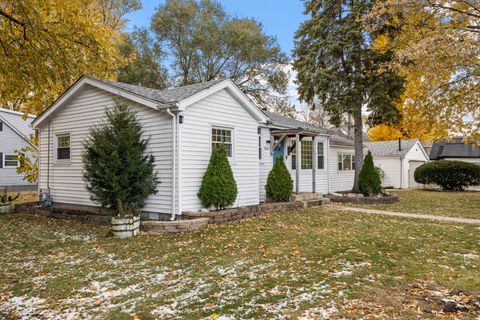 Tiny photo for 8602 S Oak Park Avenue, Burbank, IL 60459 (MLS # 12514926)