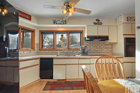 Tiny photo for 34945 N Leonard Avenue, Ingleside, IL 60041 (MLS # 12533025)