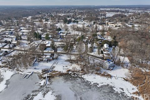 Tiny photo for 34945 N Leonard Avenue, Ingleside, IL 60041 (MLS # 12533025)