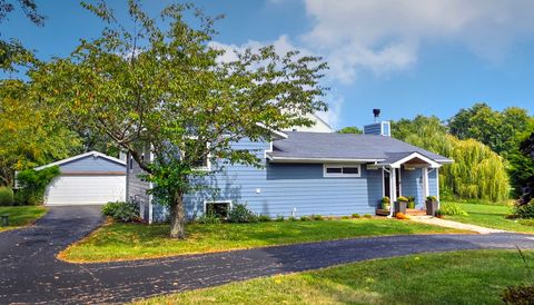 Tiny photo for 26900 W Taylor Street, Barrington, IL 60010 (MLS # 12491404)