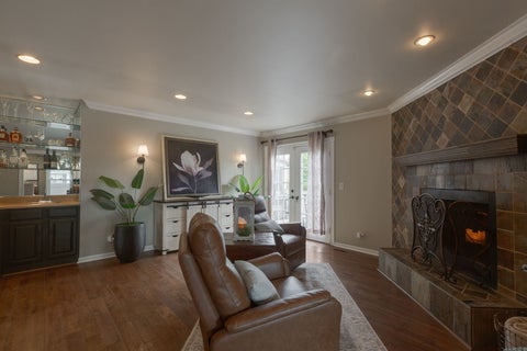 Tiny photo for 706 S Noah Terrace, Mount Prospect, IL 60056 (MLS # 12651752)