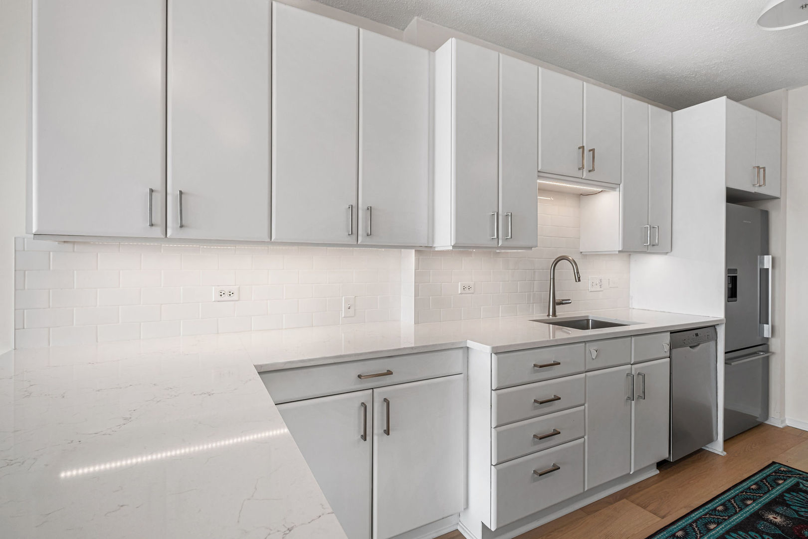 800 Elgin Road PH20
