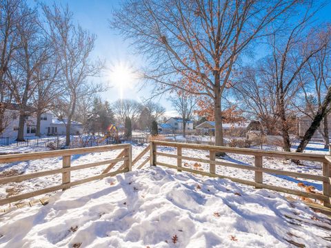 Tiny photo for 839 Mt Vernon Court, Naperville, IL 60563 (MLS # 12527855)