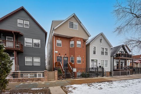 3115 N Oakley Avenue Chicago IL 60618