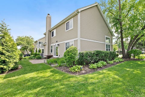 Tiny photo for 349 Hampton Court, Crystal Lake, IL 60012 (MLS # 12683749)