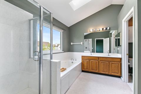 Tiny photo for 349 Hampton Court, Crystal Lake, IL 60012 (MLS # 12683749)