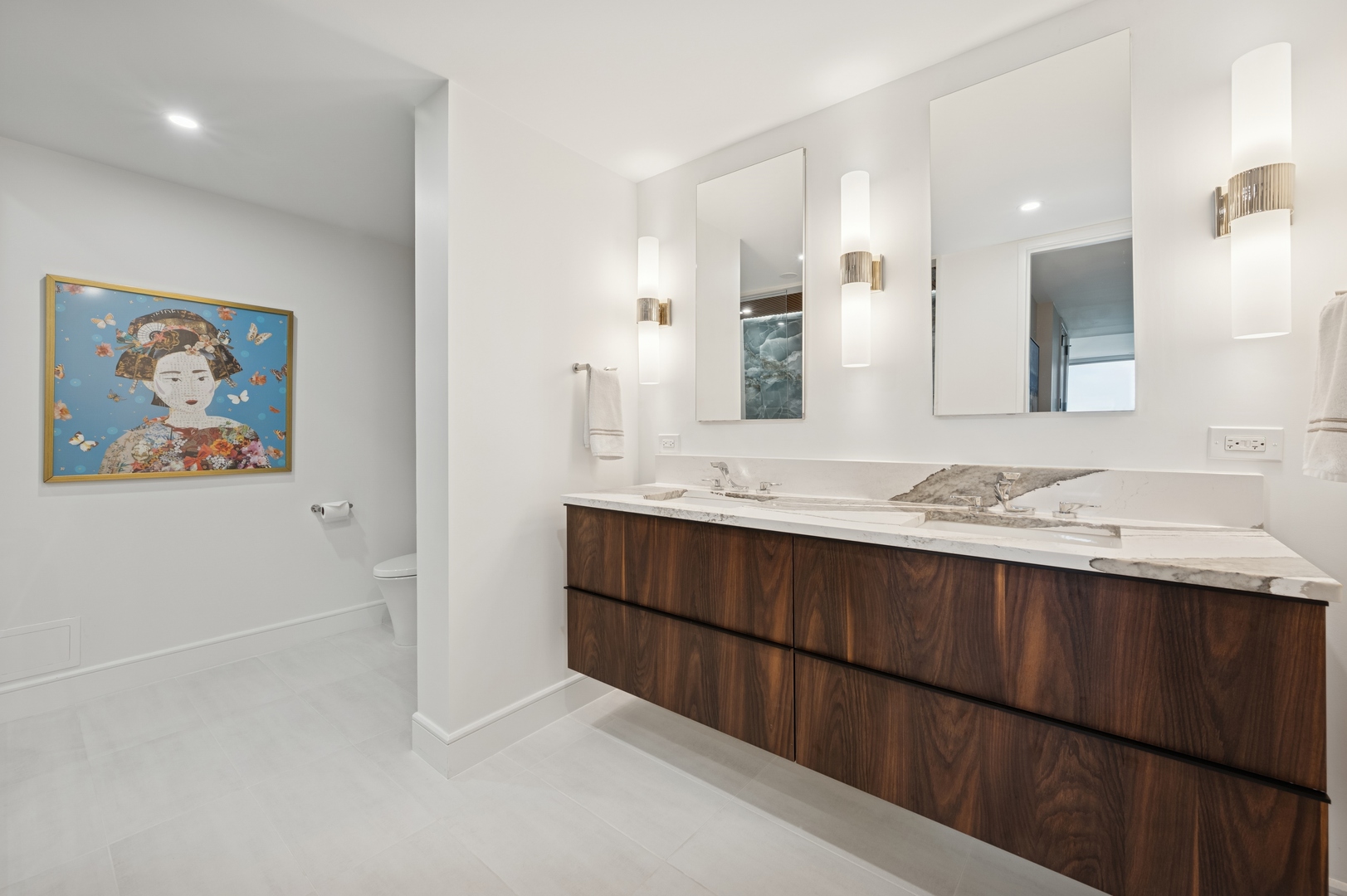 Chicago, Illinois 60611, United States, 3 Bedrooms Bedrooms, ,3 BathroomsBathrooms,Residential,Active,119835