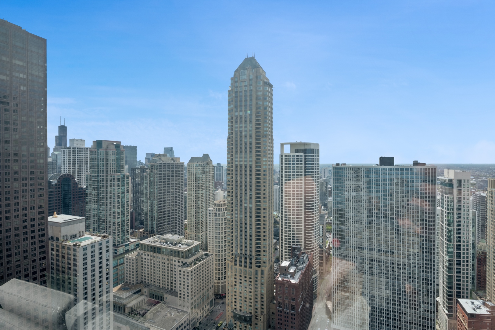 Chicago, Illinois 60611, United States, 3 Bedrooms Bedrooms, ,3 BathroomsBathrooms,Residential,Active,119835