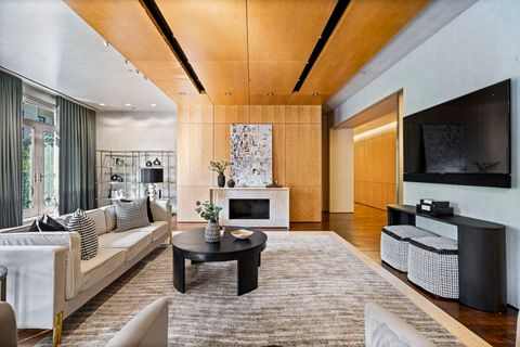 Tiny photo for 65 E GOETHE Street #3W, Chicago, IL 60610 (MLS # 12619956)