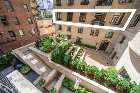 Tiny photo for 65 E GOETHE Street #3W, Chicago, IL 60610 (MLS # 12619956)