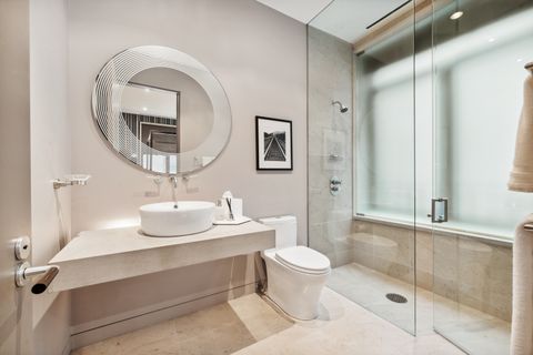 Tiny photo for 65 E GOETHE Street #3W, Chicago, IL 60610 (MLS # 12619956)