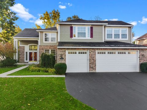 Photo of 2301 Fieldcrest Drive, Mundelein, IL 60060 (MLS # 12501880)