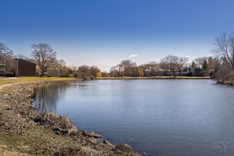 Tiny photo for 1440 Stonebridge Circle #J7, Wheaton, IL 60189 (MLS # 12600092)