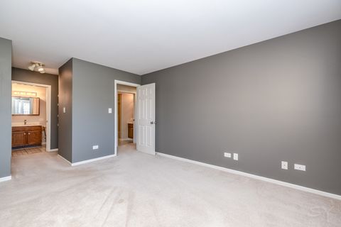 Tiny photo for 1440 Stonebridge Circle #J7, Wheaton, IL 60189 (MLS # 12600092)