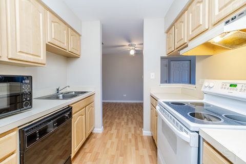 Tiny photo for 1440 Stonebridge Circle #J7, Wheaton, IL 60189 (MLS # 12600092)