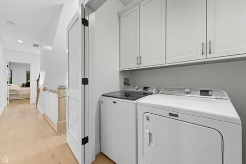 Tiny photo for 2331 W Montana Street, Chicago, IL 60647 (MLS # 12486583)