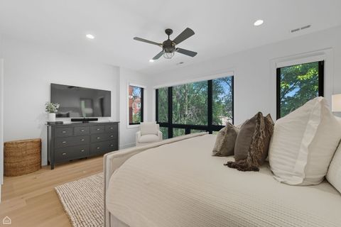 Tiny photo for 2331 W Montana Street, Chicago, IL 60647 (MLS # 12486583)