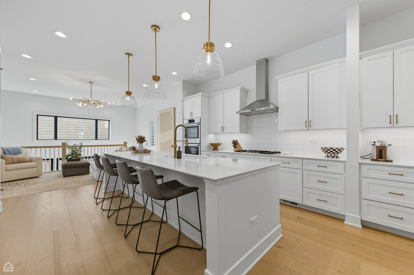 2331 W Montana Street