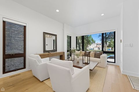 Tiny photo for 2331 W Montana Street, Chicago, IL 60647 (MLS # 12486583)