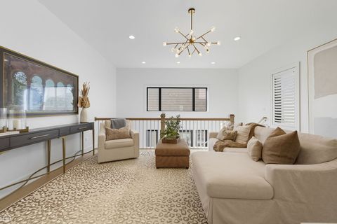 Tiny photo for 2331 W Montana Street, Chicago, IL 60647 (MLS # 12486583)