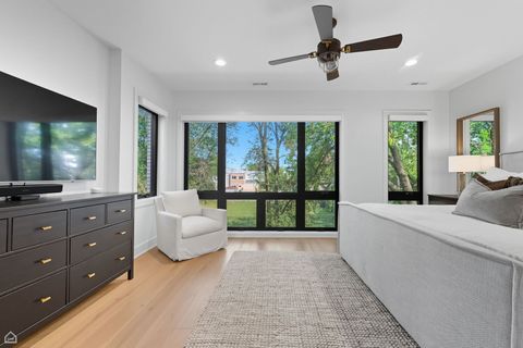 Tiny photo for 2331 W Montana Street, Chicago, IL 60647 (MLS # 12486583)