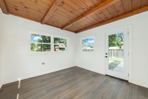 Tiny photo for 114 N Elm Street, Mount Prospect, IL 60056 (MLS # 12725694)