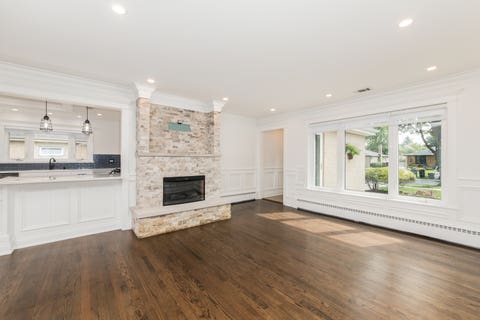 Tiny photo for 114 N Elm Street, Mount Prospect, IL 60056 (MLS # 12725694)