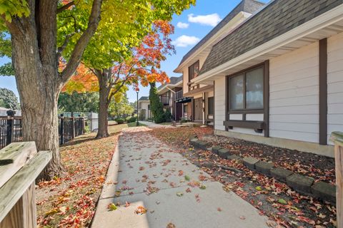Tiny photo for 1225 Court C Avenue, Hanover Park, IL 60133 (MLS # 12476835)