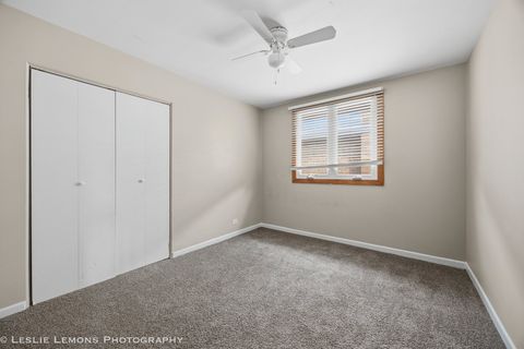 Tiny photo for 10142 S California Avenue, Evergreen Park, IL 60805 (MLS # 12600990)