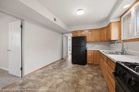 Tiny photo for 10142 S California Avenue, Evergreen Park, IL 60805 (MLS # 12600990)