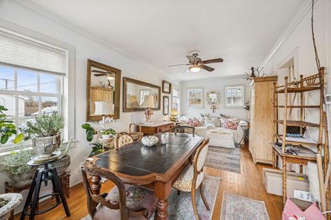 Tiny photo for 163 N Cuyler Avenue, Oak Park, IL 60302 (MLS # 12509528)