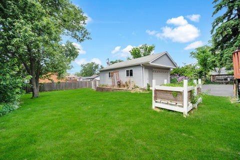 Tiny photo for 622 S Grace Street, Lombard, IL 60148 (MLS # 12609687)