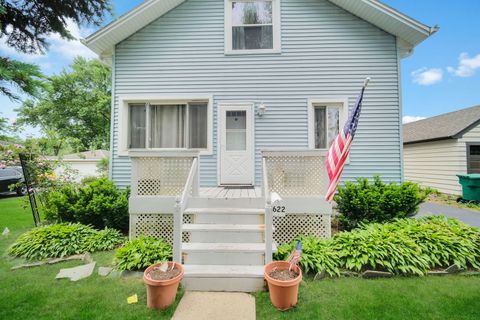 Tiny photo for 622 S Grace Street, Lombard, IL 60148 (MLS # 12609687)
