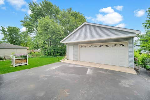 Tiny photo for 622 S Grace Street, Lombard, IL 60148 (MLS # 12609687)