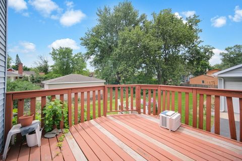 Tiny photo for 622 S Grace Street, Lombard, IL 60148 (MLS # 12609687)