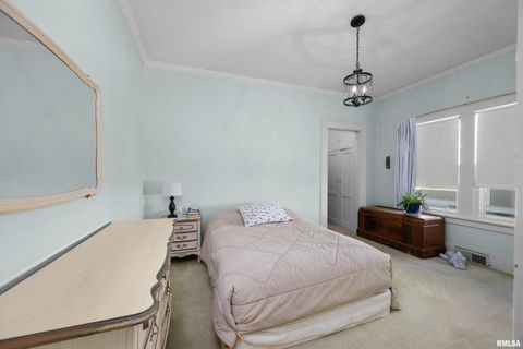 Tiny photo for 2503 30TH Street, Rock Island, IL 61210 (MLS # QC4269861)