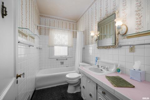 Tiny photo for 2503 30TH Street, Rock Island, IL 61210 (MLS # QC4269861)