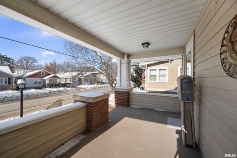 Tiny photo for 2503 30TH Street, Rock Island, IL 61210 (MLS # QC4269861)