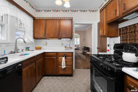 Tiny photo for 2503 30TH Street, Rock Island, IL 61210 (MLS # QC4269861)