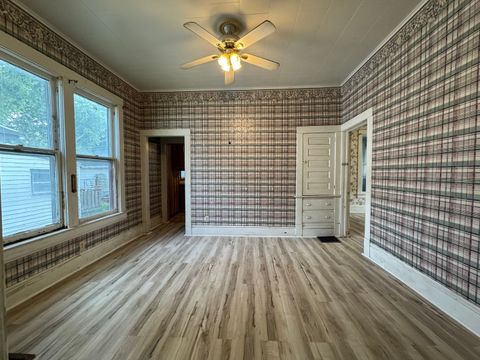 Tiny photo for 734 W Henry Street, Pontiac, IL 61764 (MLS # 12466336)