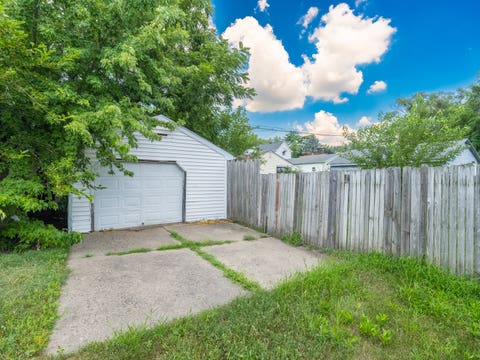 Tiny photo for 1019 W MCCLURE Avenue, Peoria, IL 61604 (MLS # 12705901)